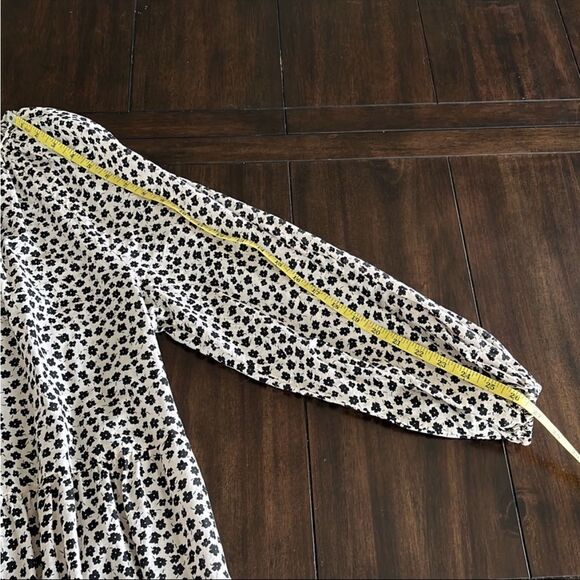 H&M Black and White Long Sleeve Sundress - Picture 5 of 10